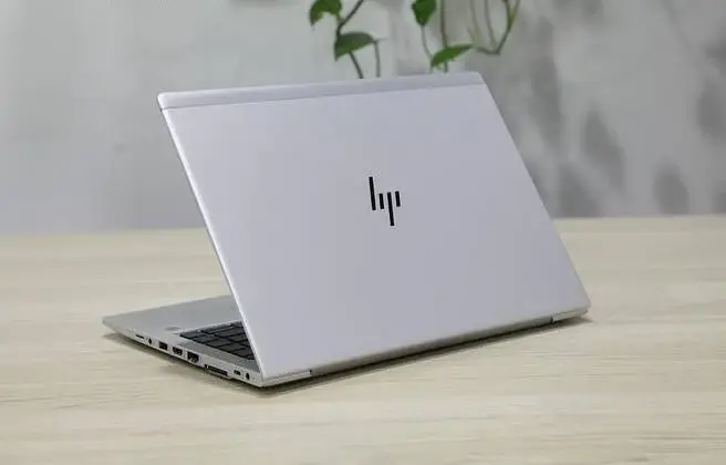 USED-HP-EliteBook-745-G5-Ryzen-7-2700U-4G-128G-SSD-NA-Vega-8-14-1920x1080-IPS-Business-Laptop-90.webp